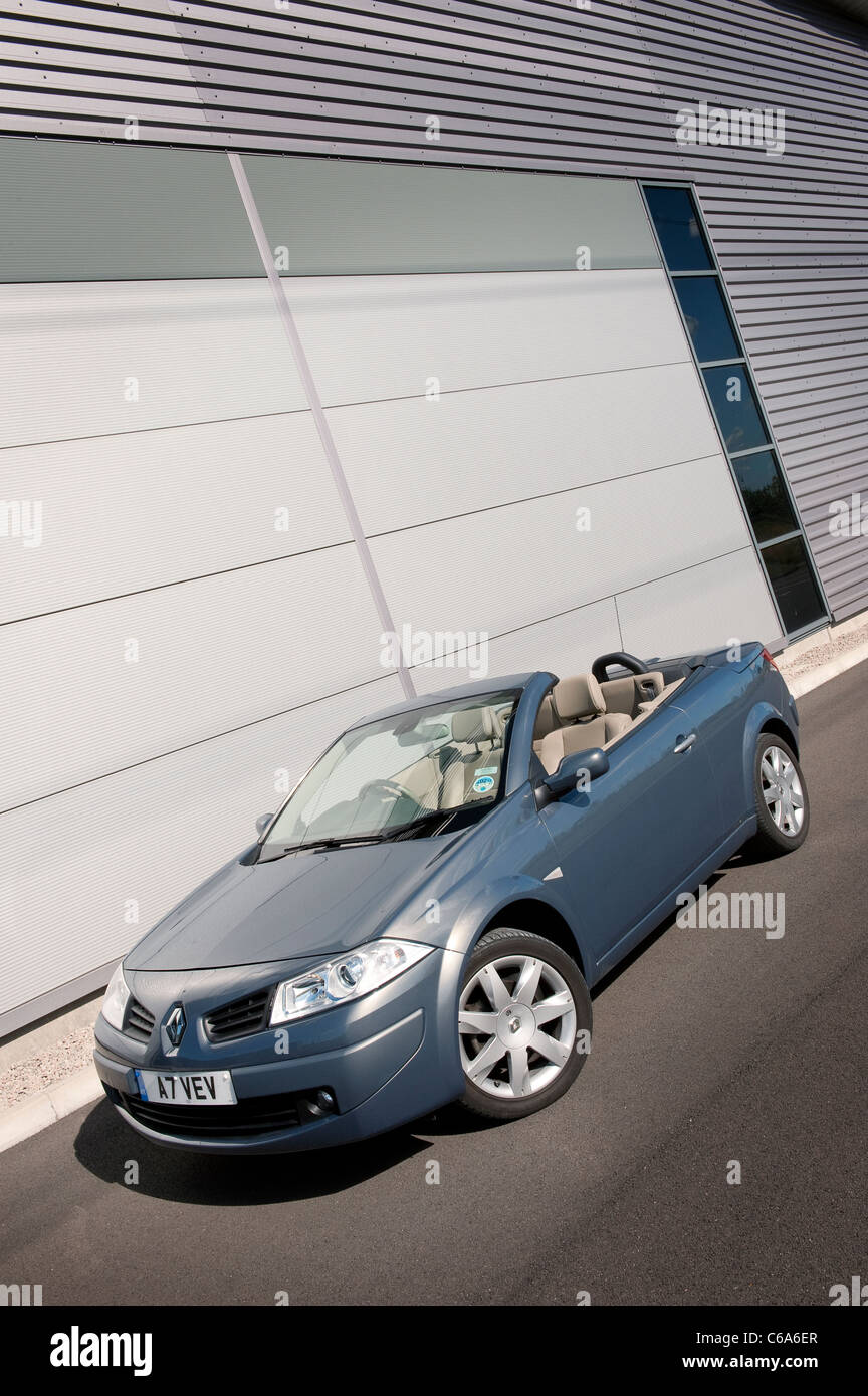 2007 Renault Mégane Coupé Cabriolet 150DCI voiture décapotable. Banque D'Images