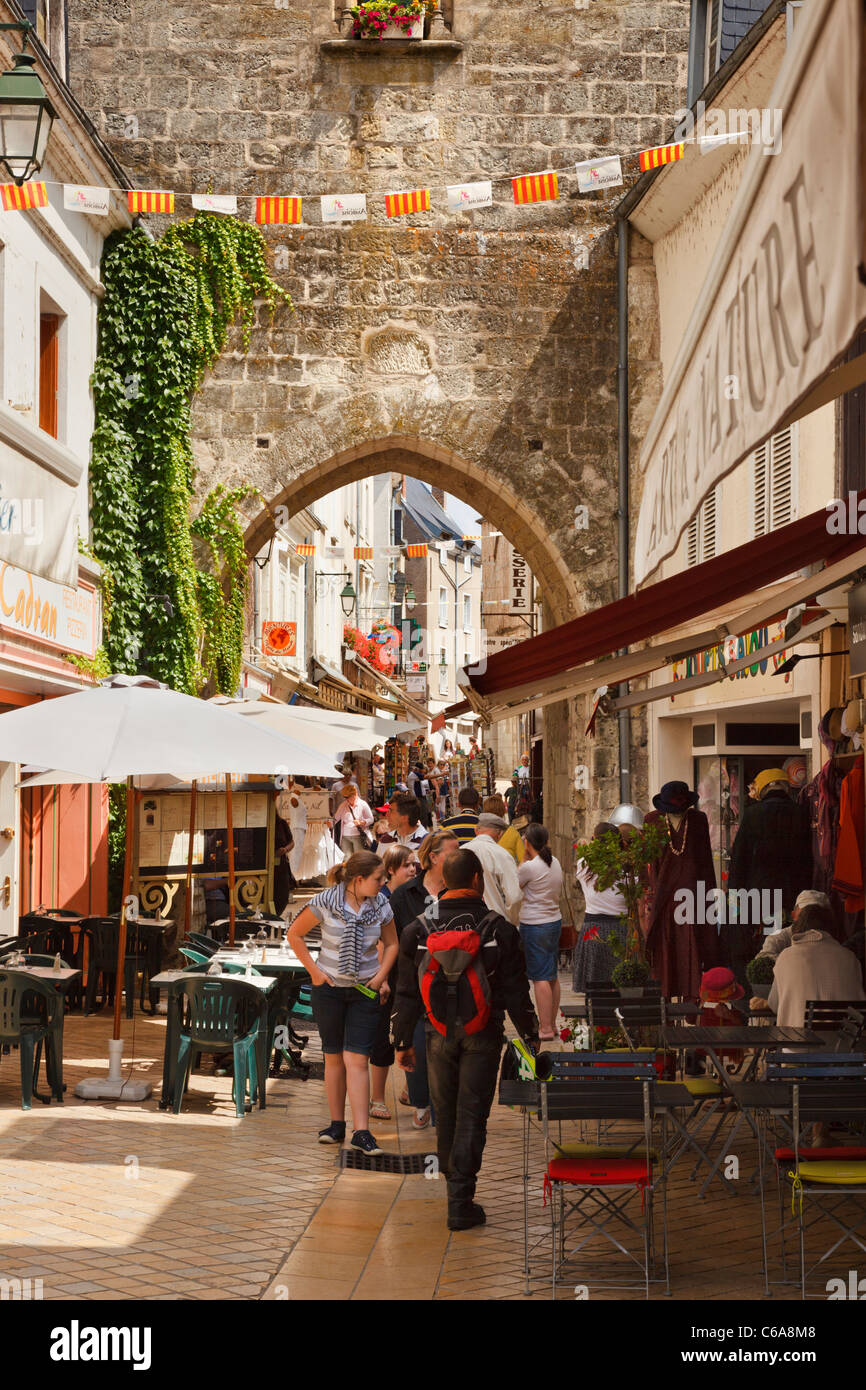 Les touristes dans la ville historique d'Amboise, Loire, France, Europe Banque D'Images