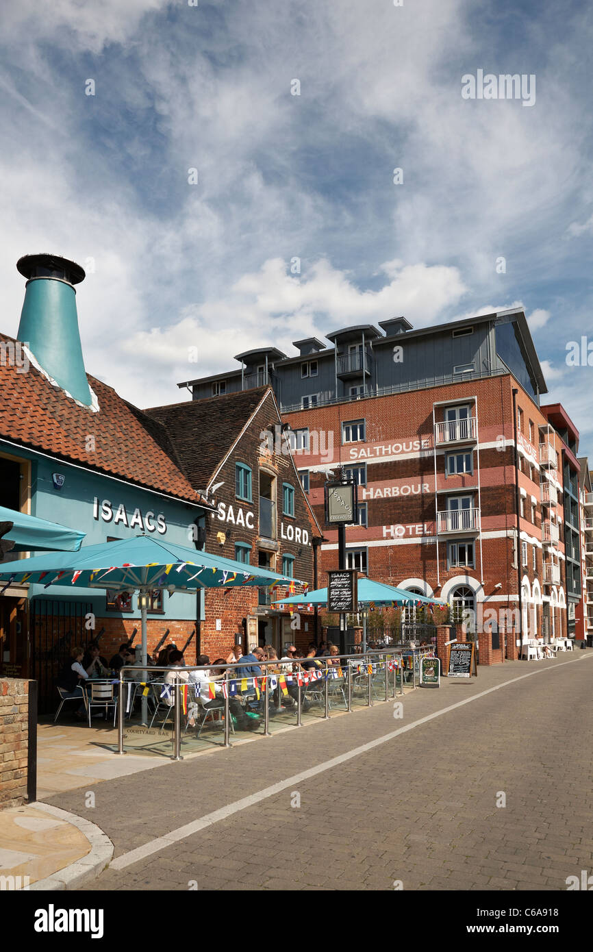 Grande-bretagne Angleterre Suffolk Ipswich Waterside Wherry Quayside Isaacs et Salthouse Harbour Hotel Banque D'Images