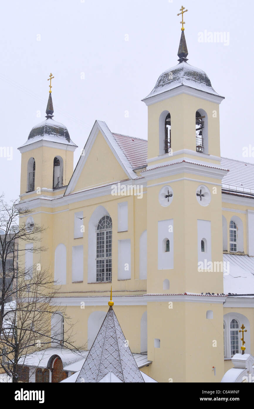 Célèbre Sts. Pierre et Paul, Église orthodoxe en hiver, Minsk Belarus Banque D'Images