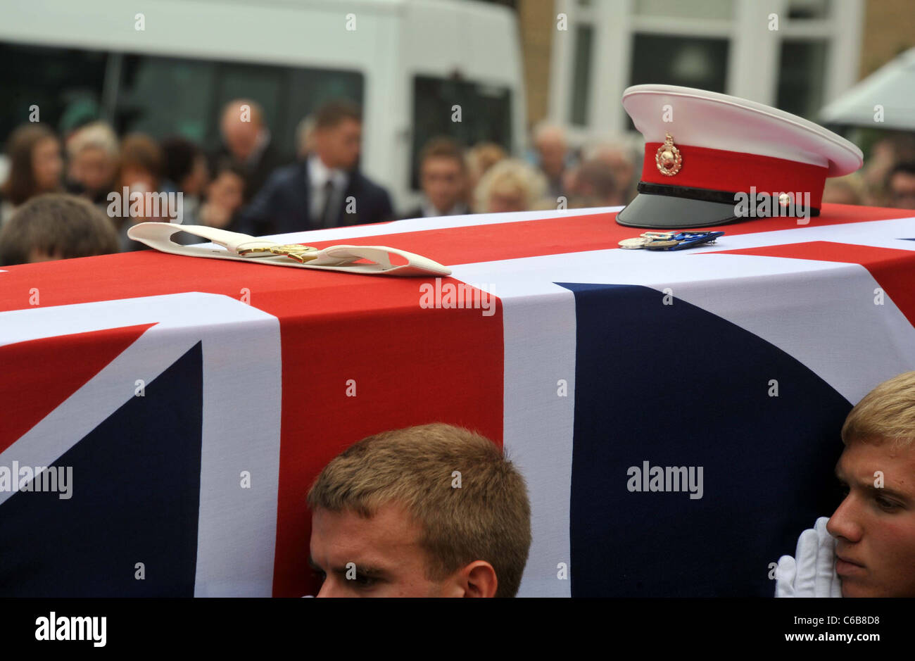 Royaume-uni, Royal Marine Commando, James Wright de 42 reçoit un plein funérailles militaires à Weymouth, Dorset. Banque D'Images