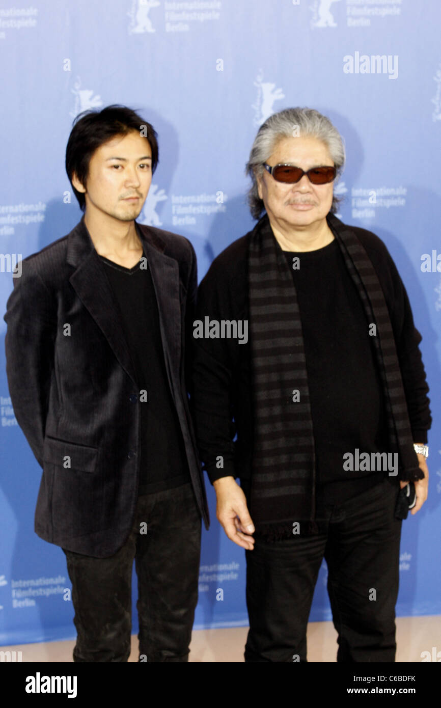 Shima Onishi Banque De Et D Images Haute R Solution Alamy Shima Onishi Koji Wakamatsu Au 60e Festival Du Film De Berlin Berlinale Caterpillar Photocall Grand Hyatt C6bdfk 