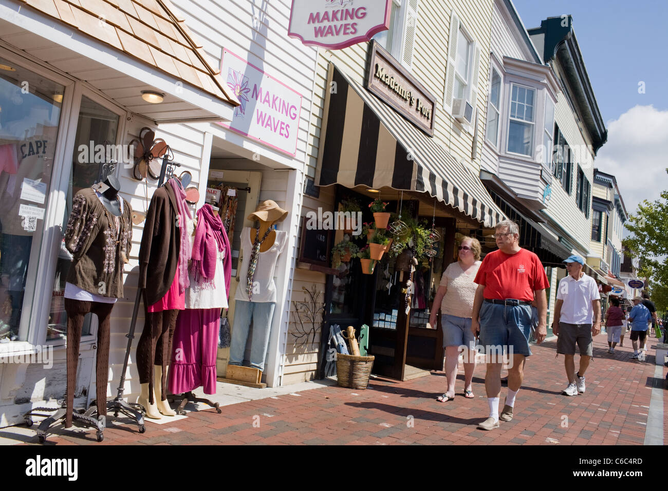 Shoppers sur Washington Street Mall victorien, Cape May, New Jersey Banque D'Images