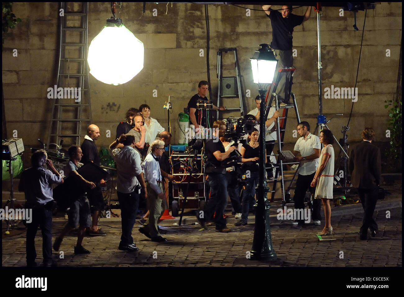 Woody Allen, Marion Cotillard et Owen Wilson sur le plateau de son ...