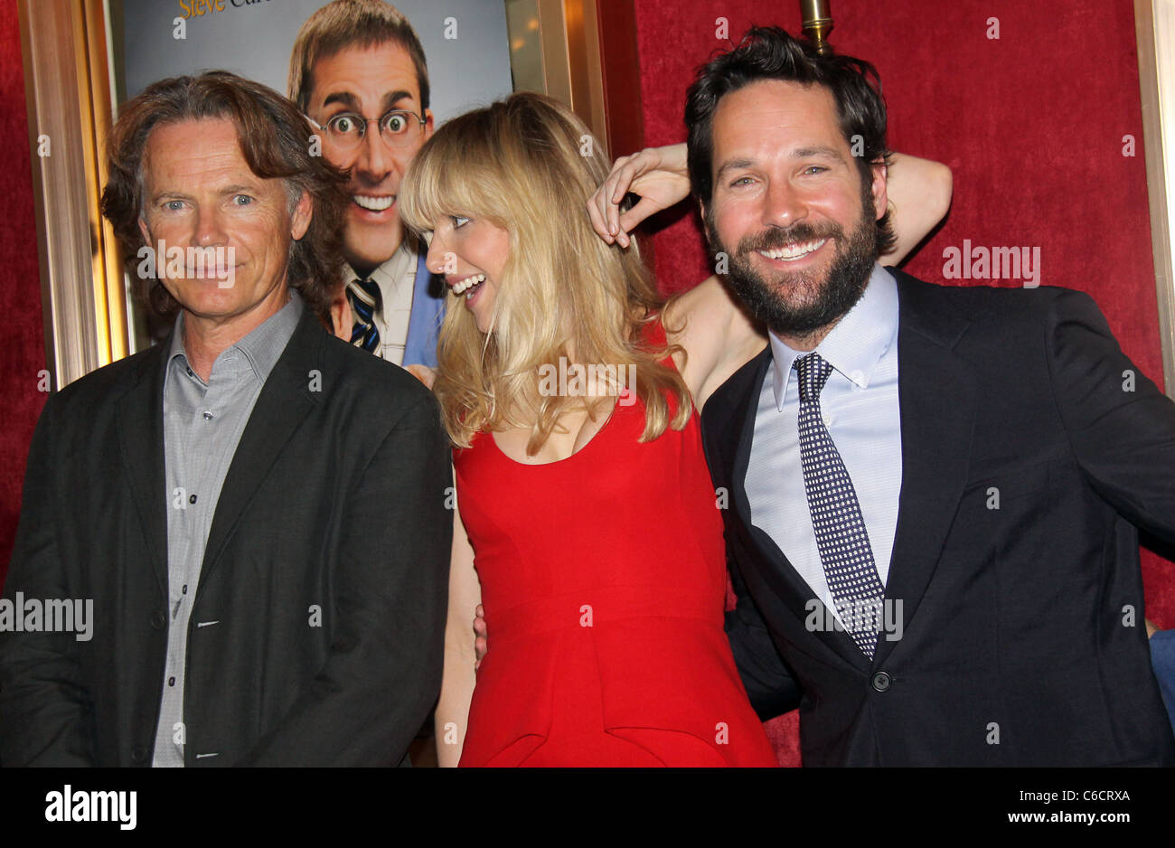 Bruce Greenwood, Lucy Punch, Paul Rudd, assister à la première du film de NY 'Dintérieur pour Schmucks' au Ziegfeld Theatre - intérieur Banque D'Images