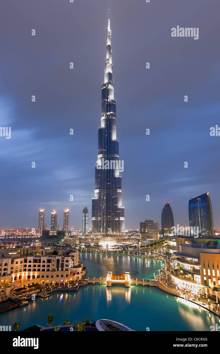 Le Burj Khalifa, achevée en 2010, la structure fait homme le plus grand au monde, DUBAÏ, ÉMIRATS ARABES UNIS Banque D'Images