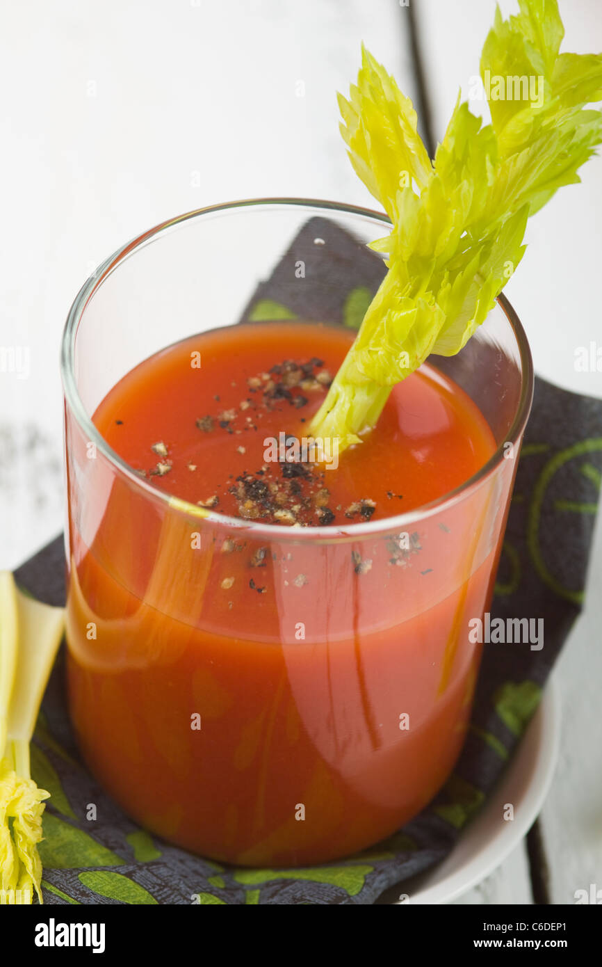 Verre à jus de tomates Banque D'Images