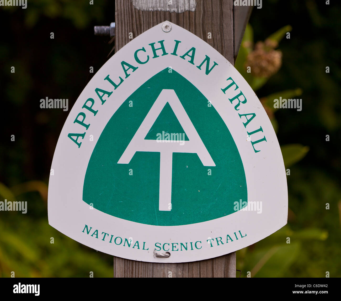 Sentier des Appalaches, en Virginie, Etats-Unis - à l'inscription sur le sentier à McAfee Bouton sur Catawba Mountain, près de ville de Roanoke. Banque D'Images