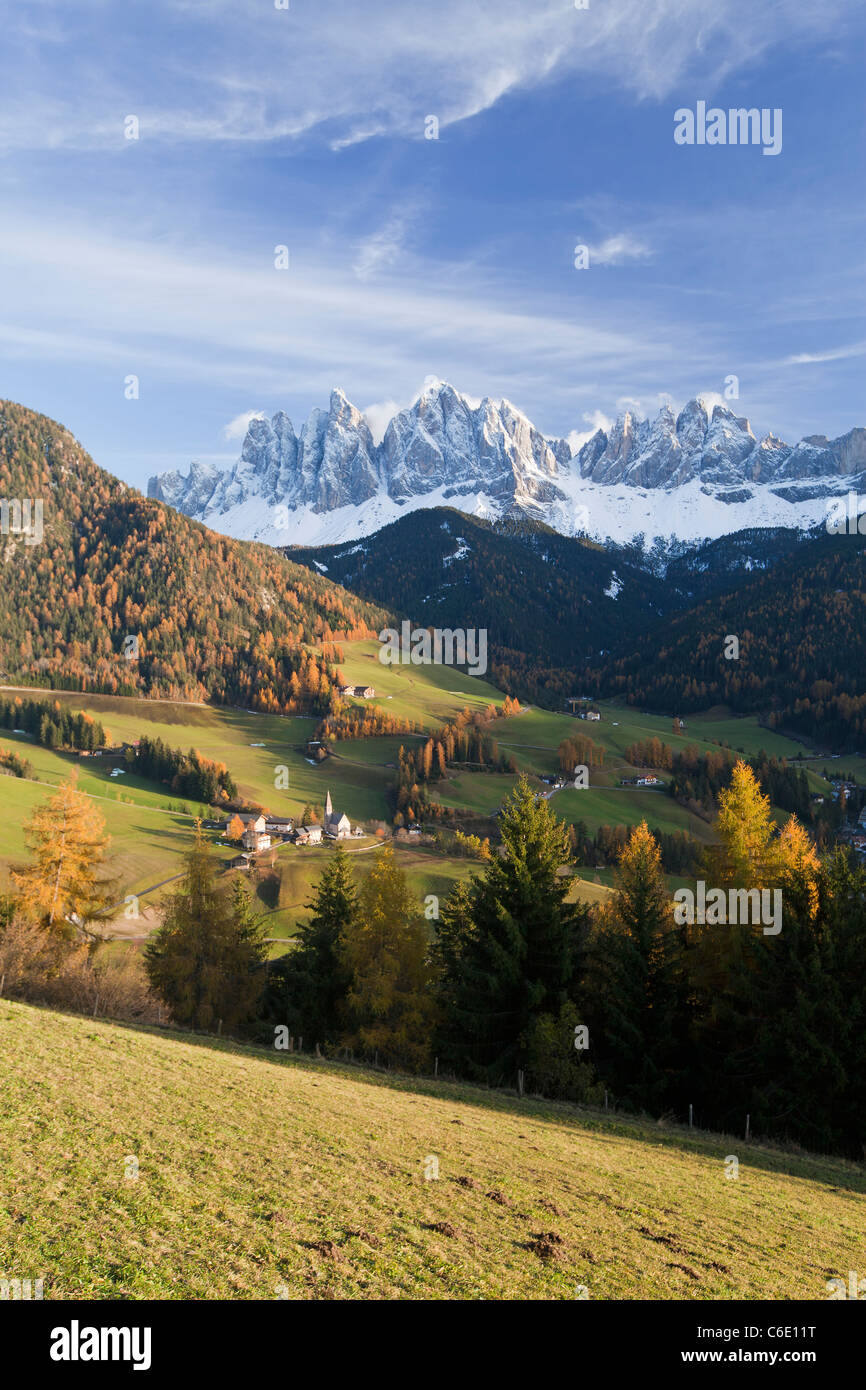 Montagnes, Geisler Gruppe/ Geislerspitzen, Dolomites, Trentino-Alto Adige, Italie, Europe Banque D'Images