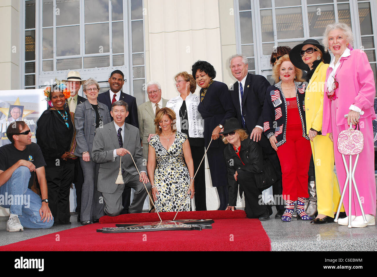 Leron Gubler, Betsy Burleson, Judy Price, Diane Watson, Tom Labonge, Carol Connors, Ann Rutherford, Ann Jeffreys et amis Banque D'Images