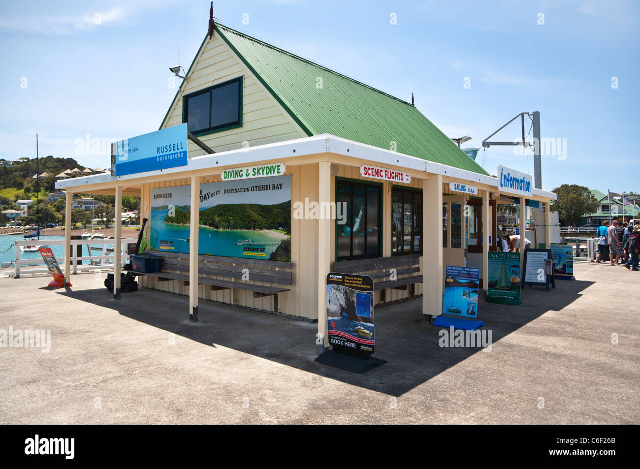 Le centre d'information touristique, sur la jetée de Russell, Bay of Islands, Northland, Nouvelle-Zélande, île du Nord. Banque D'Images