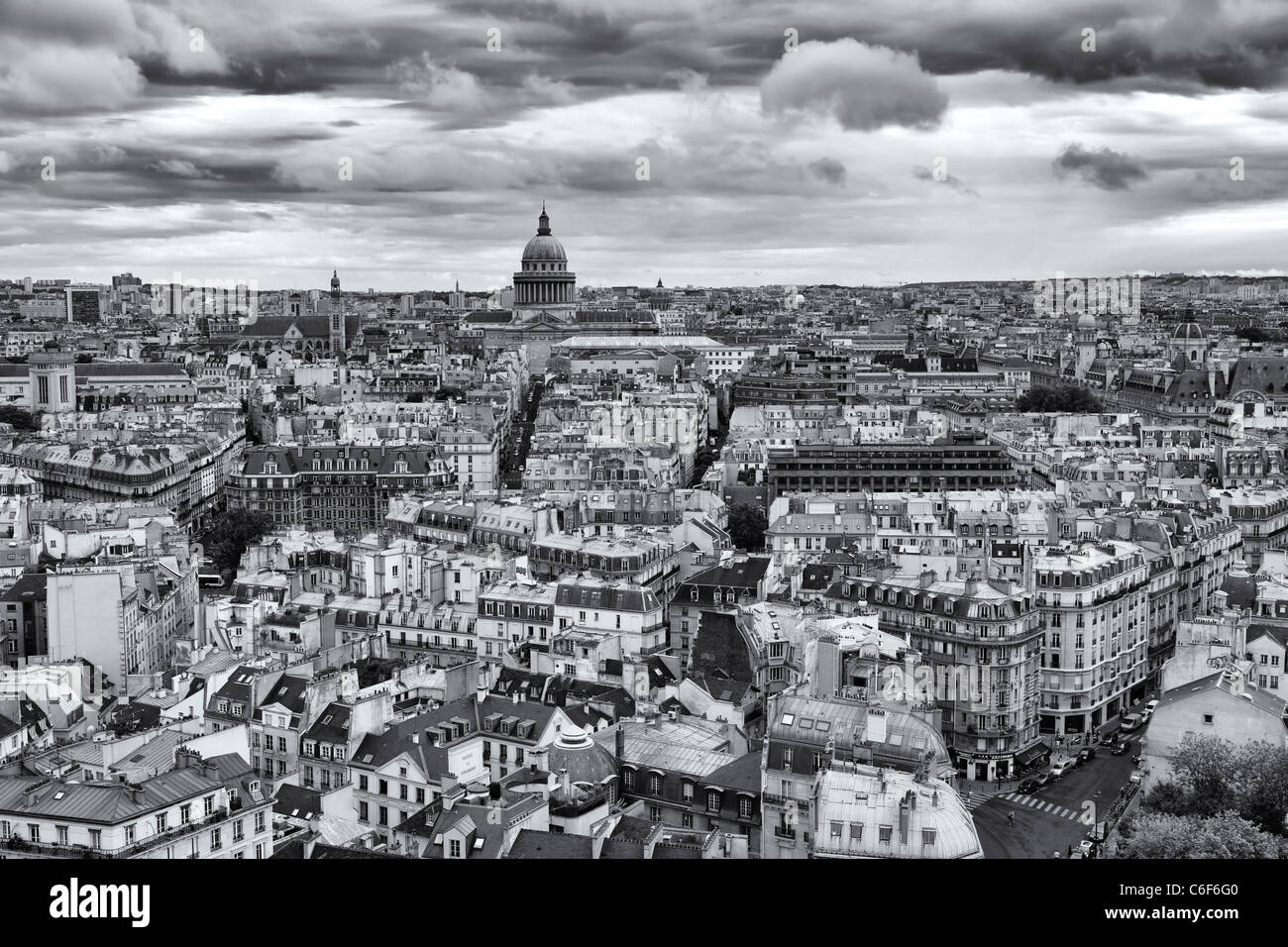 Toits de paris noir et blanc Banque de photographies et d’images à ...
