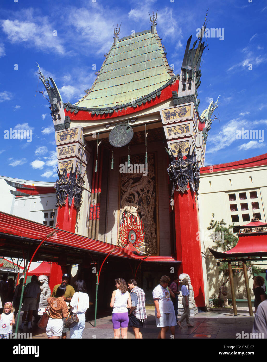 Chinese Theatre Hollywood Boulevard Hollywood Californie états Unis Entrée principale du théâtre chinois de Grauman, Hollywood Boulevard,  Hollywood, Los Angeles, Californie, États-Unis d'Amérique Photo Stock -  Alamy