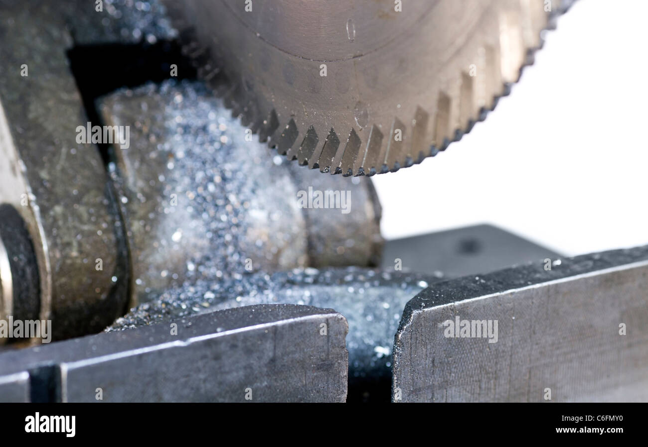Scie circulaire en close up. Scie à métaux. Banque D'Images
