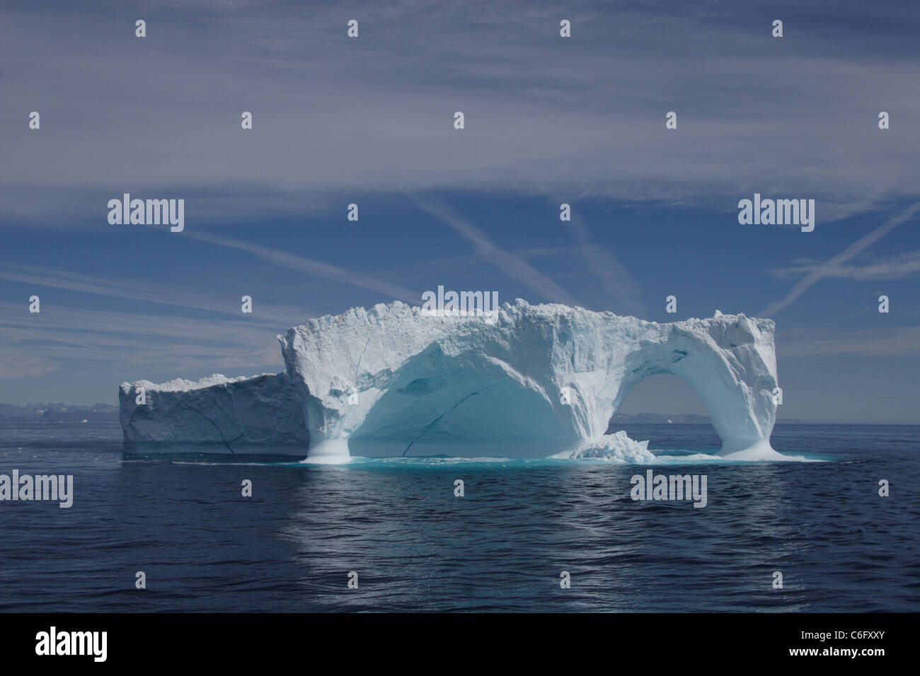 Iceberg au large de la côte du Groenland Banque D'Images