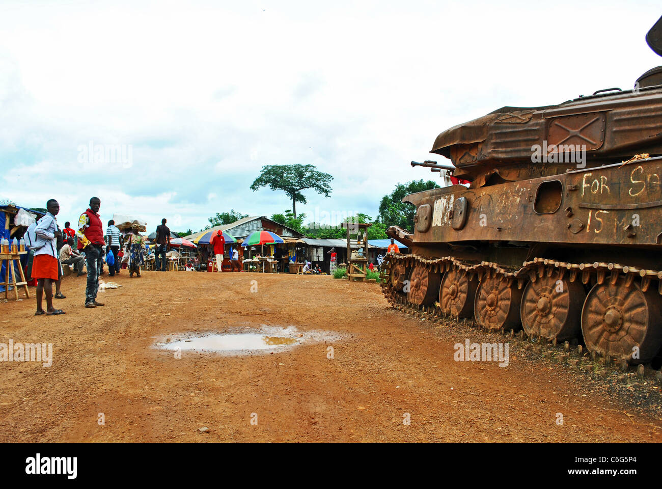 La rouille dans le réservoir de Segbwema, Sierra Leone Banque D'Images