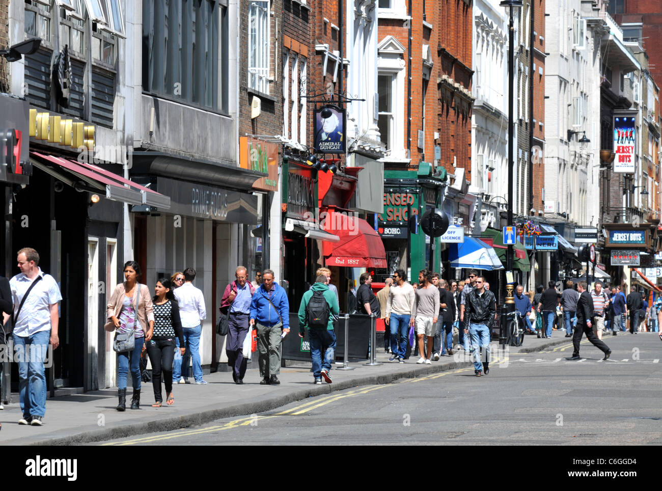 Old Compton Street, Soho, Londres, Angleterre, Royaume-Uni Banque D'Images