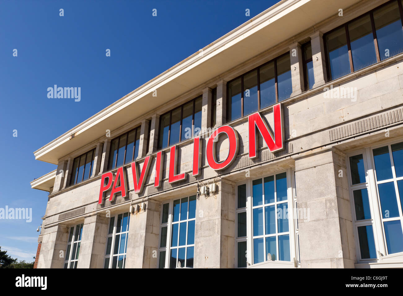 Bournemouth Pavilion Theatre dance hall building et signer avant front face Banque D'Images