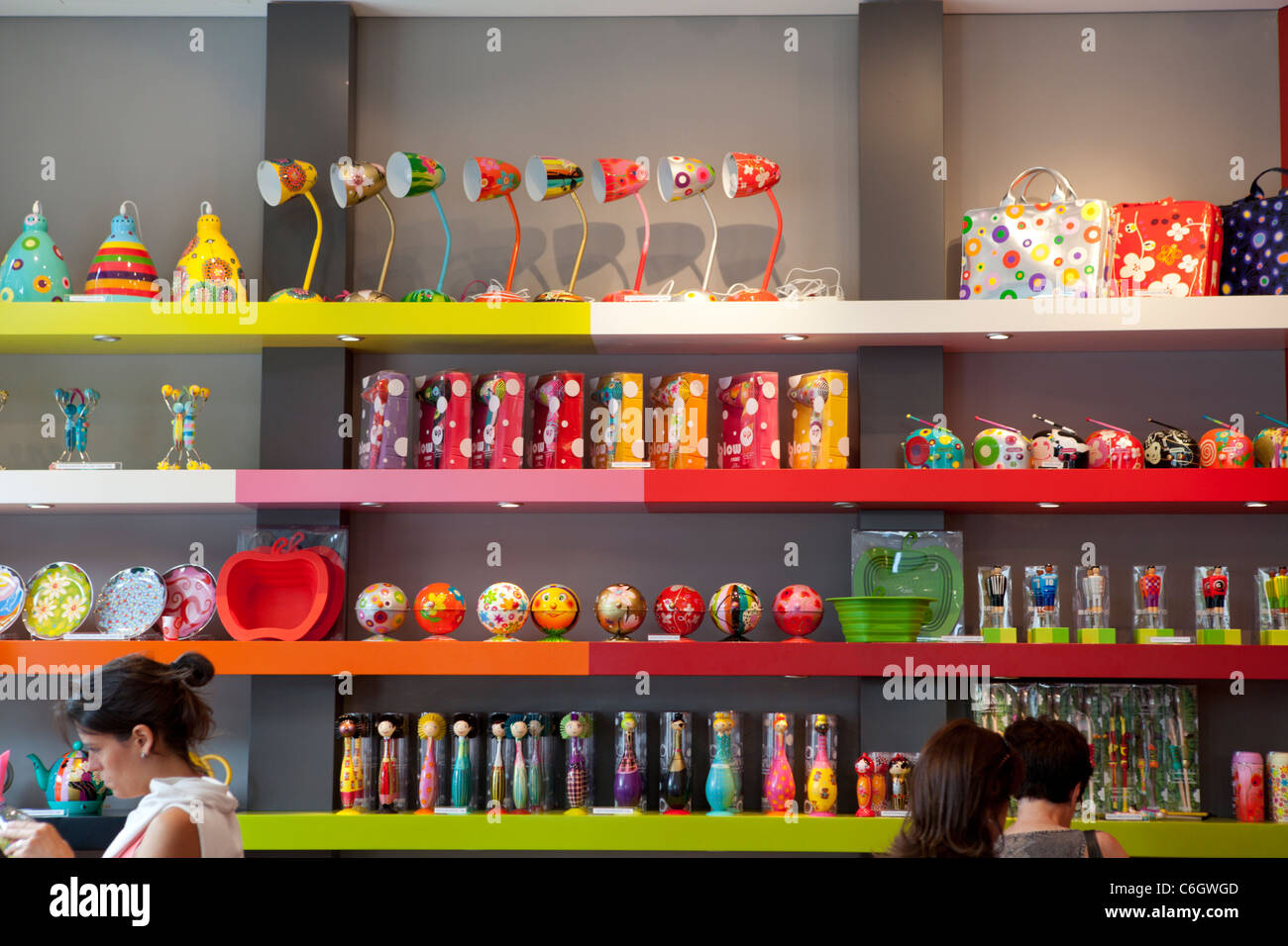 Pylones magasin de franchise Berlin, Allemagne Photo Stock Alamy