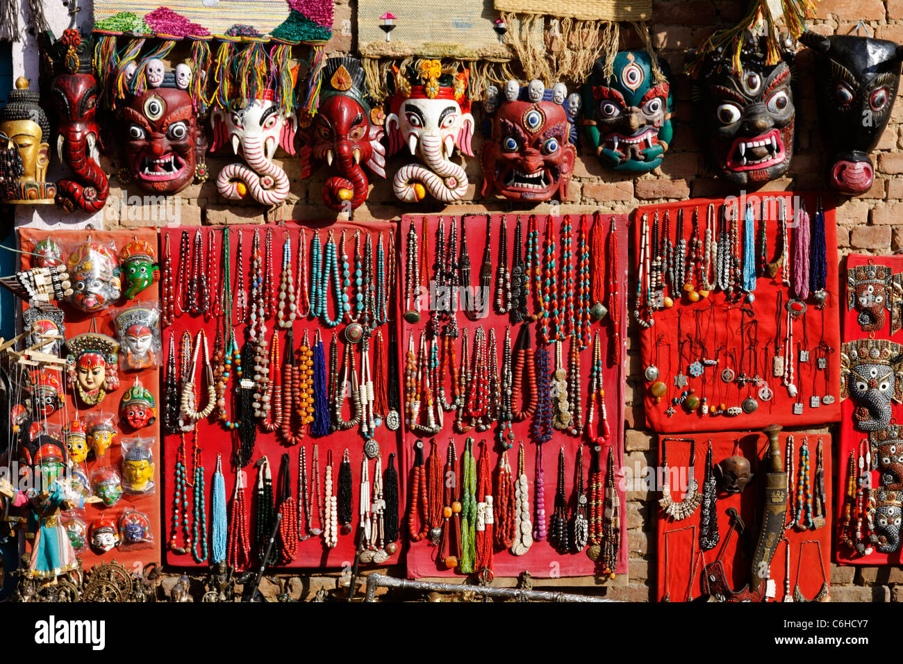 Souvenirs sur l'écran dans un magasin, Katmandou, Népal Banque D'Images