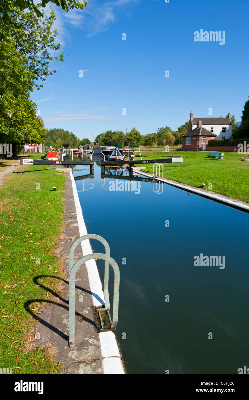 Langley Mill serrure sur le canal à l'Erewash Grand Bassin Nord Langley Mill Dorset England UK GB EU Europe Banque D'Images