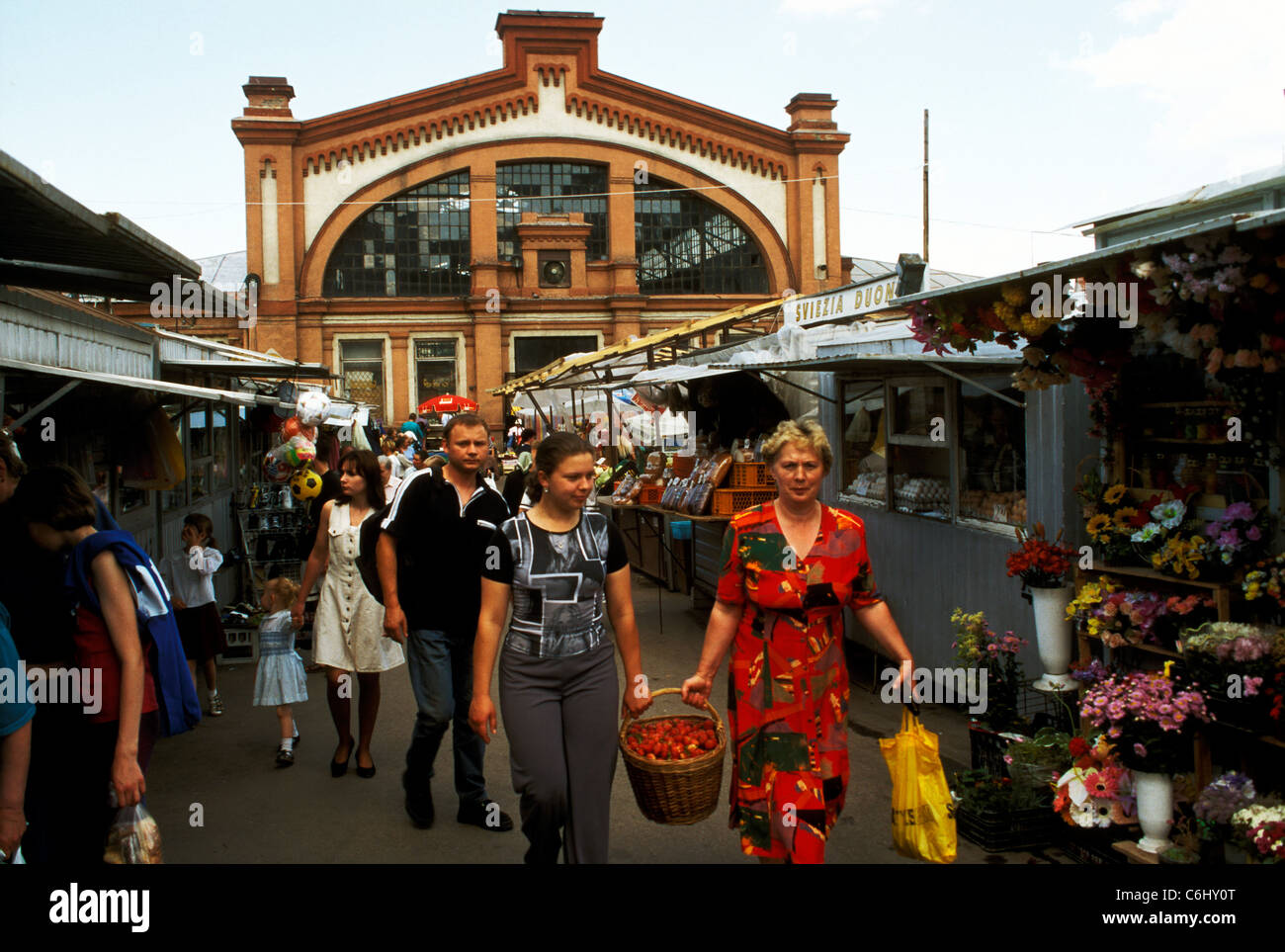 Marché Central de produire, Vilnius, Lituanie Banque D'Images