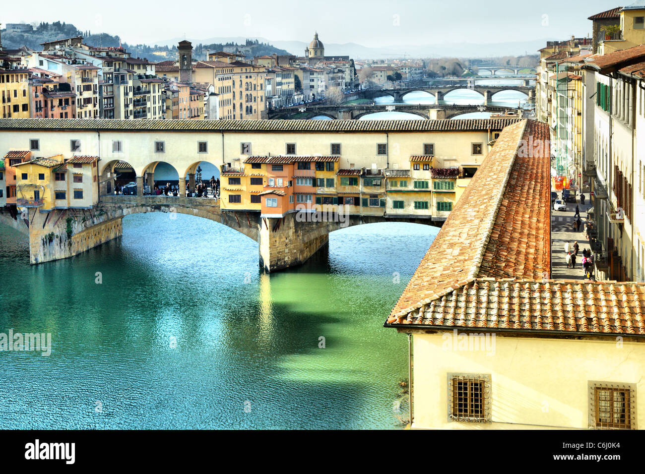 Bridge Ponte Vecchio sur l'Arno à Florence, Italie Banque D'Images