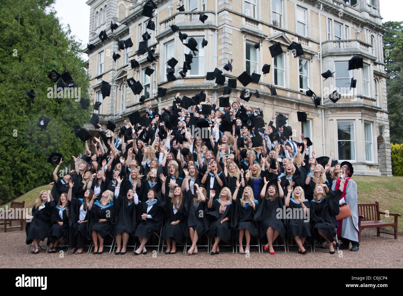 Célébrer le Jour de la remise des diplômes des étudiants à l'Université d'Exeter Banque D'Images