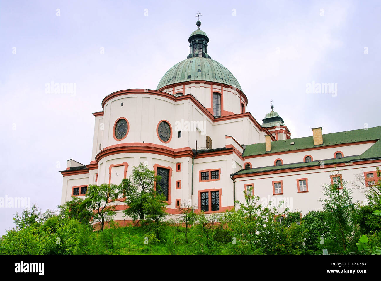 Jablonne v Podjestedi Jablonne v Podjestedi - Basilique Basilique 01 Banque D'Images