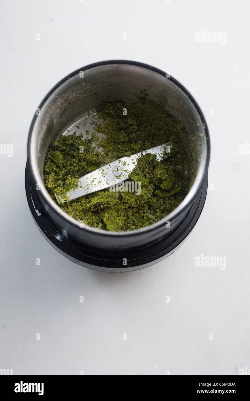 Ingrédients hachés au robot Banque D'Images