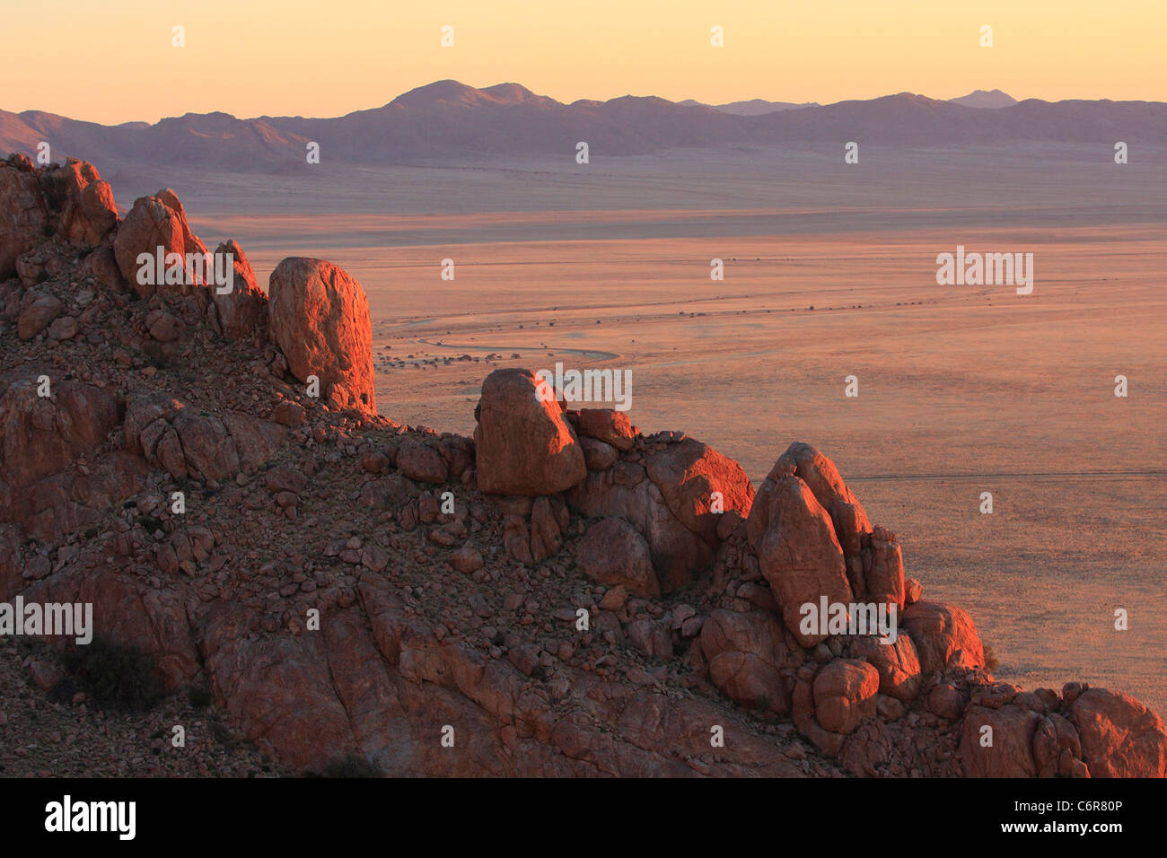 Paysage désertique au crépuscule Banque D'Images