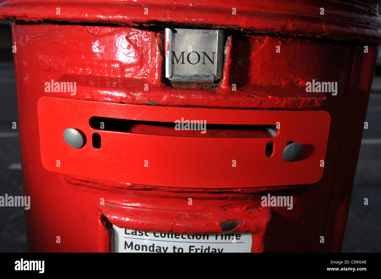 Couvercle anti-seringue letterbox, UK Banque D'Images