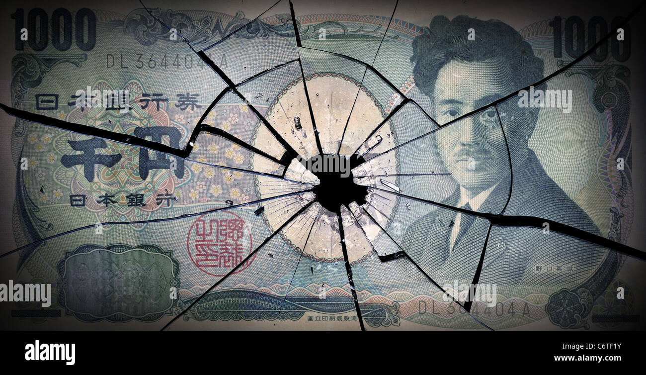 Un yen japonais bank note brisé comme si elle était faite de verre. voir mes autres images pour plus brisé et jigsaw drapeaux et monnaies. Banque D'Images