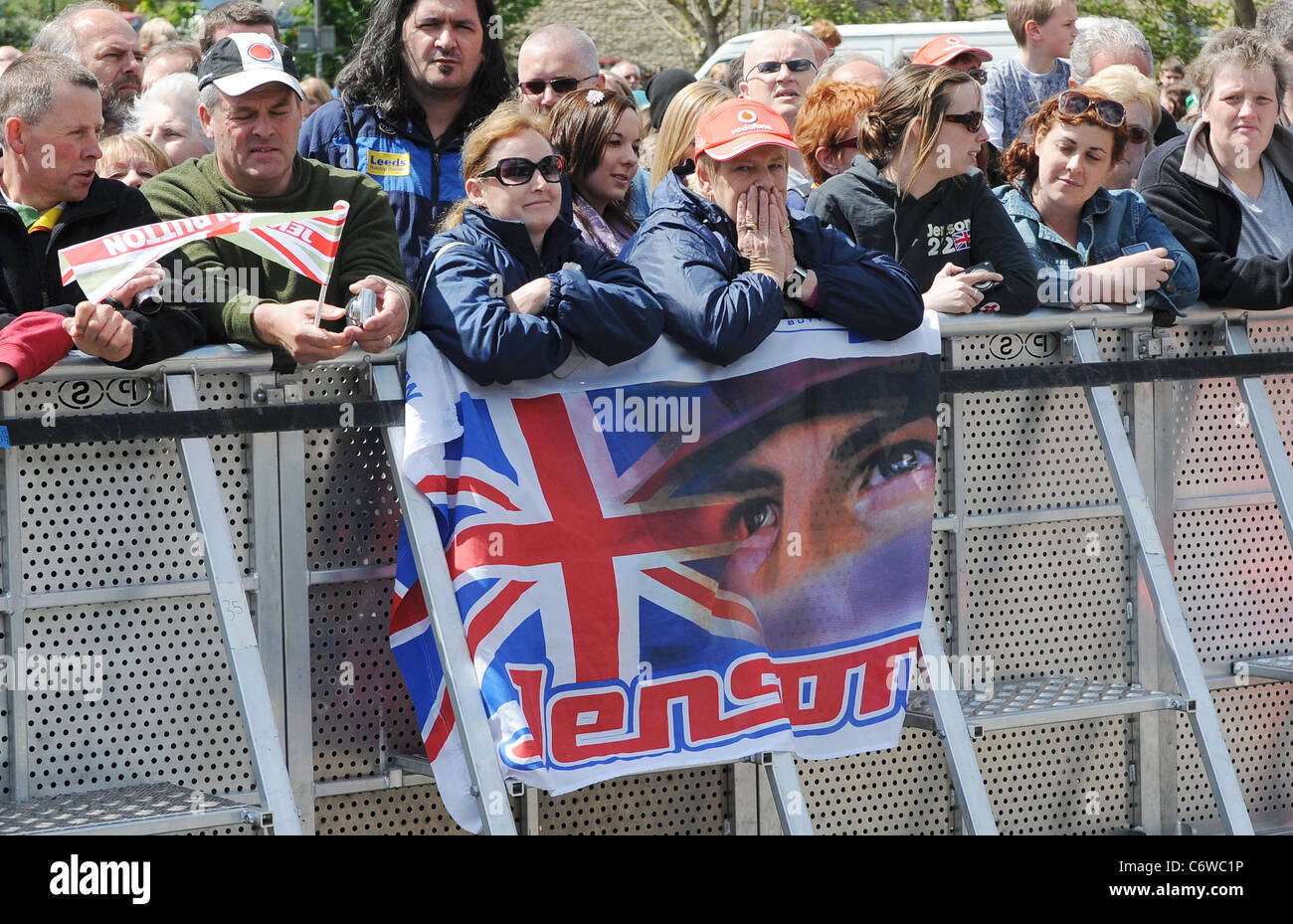 Fans à transformer en 2009 Champion du Monde de Formule 1 Jenson Button reçoit la liberté de sa ville natale à Frome, Somerset, en Banque D'Images