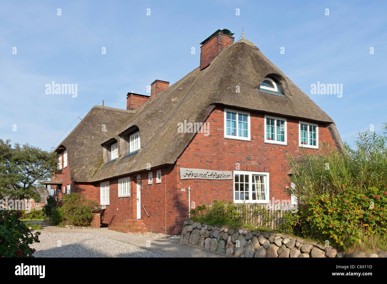 Maison au toit de chaume dans la liste, l'île de Sylt, Schleswig-Holstein, Allemagne Banque D'Images