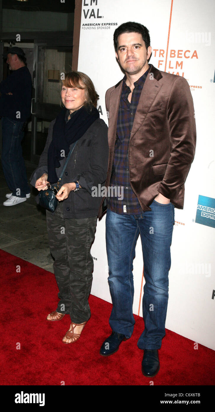 Sissy Spacek, Aaron Schneider, directeur, 9e Festival du film de Tribeca - Premiere de "Get Low" Arrivées - New York City, USA Banque D'Images