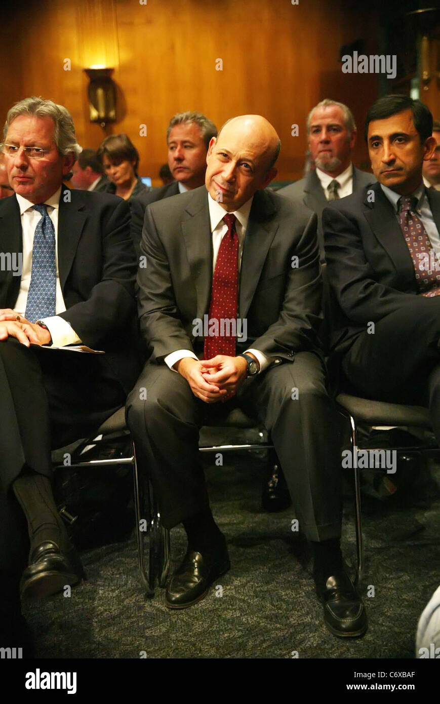 C Lloyd Blankfein (C), Président et chef de la direction de The Goldman Sachs Group, Inc. au cours d'un Sénat Homeland Security Banque D'Images