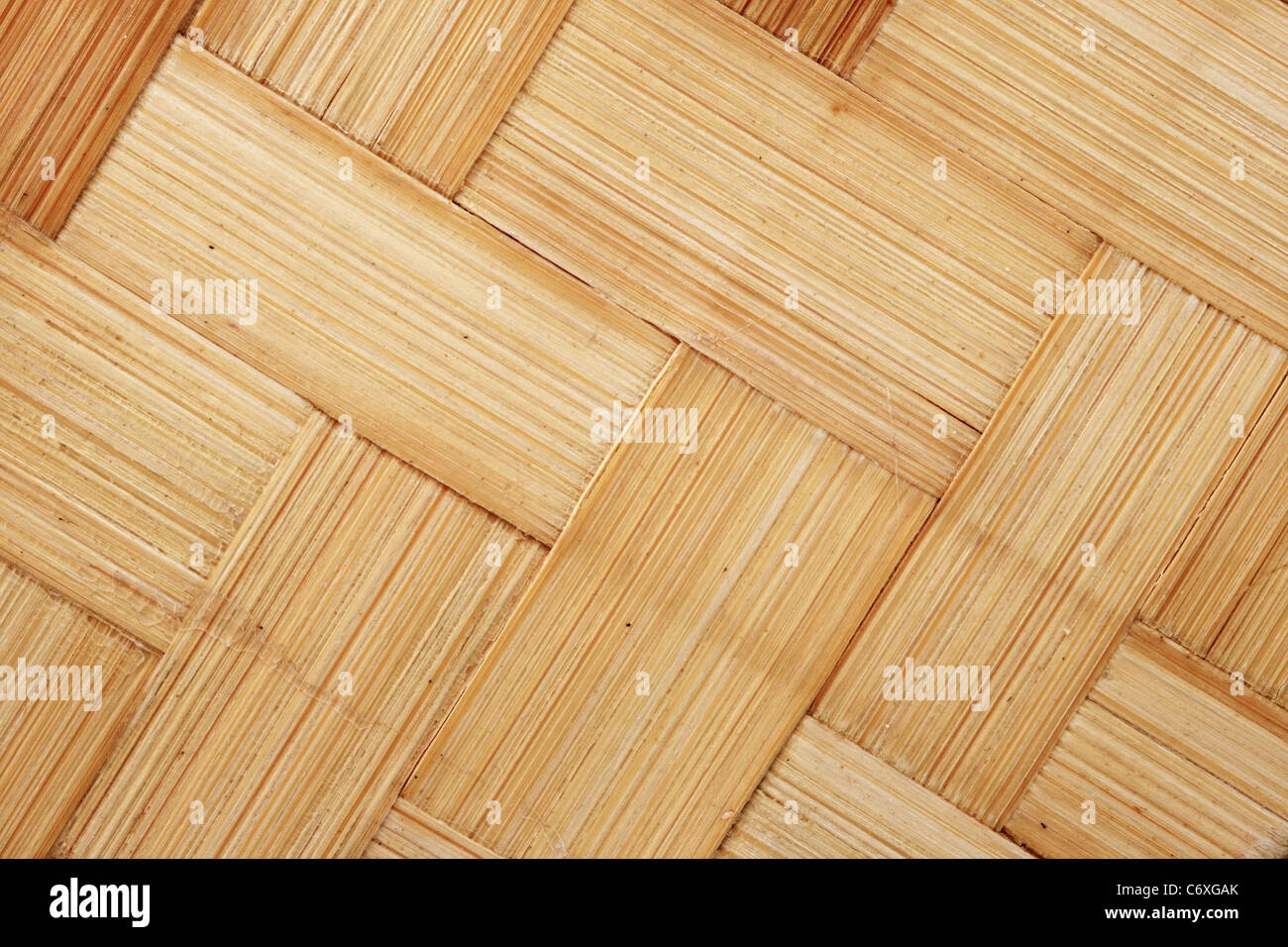Bandes du bambou tissé en diagonale pour la texture d'arrière-plan Banque D'Images