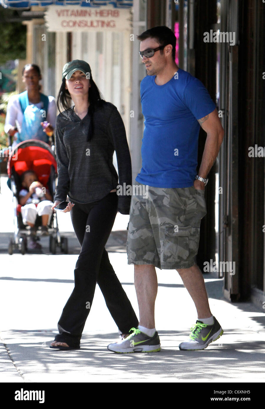 Petit ami de Megan Fox et Brian Austin Green à la recherche d'acheter ...