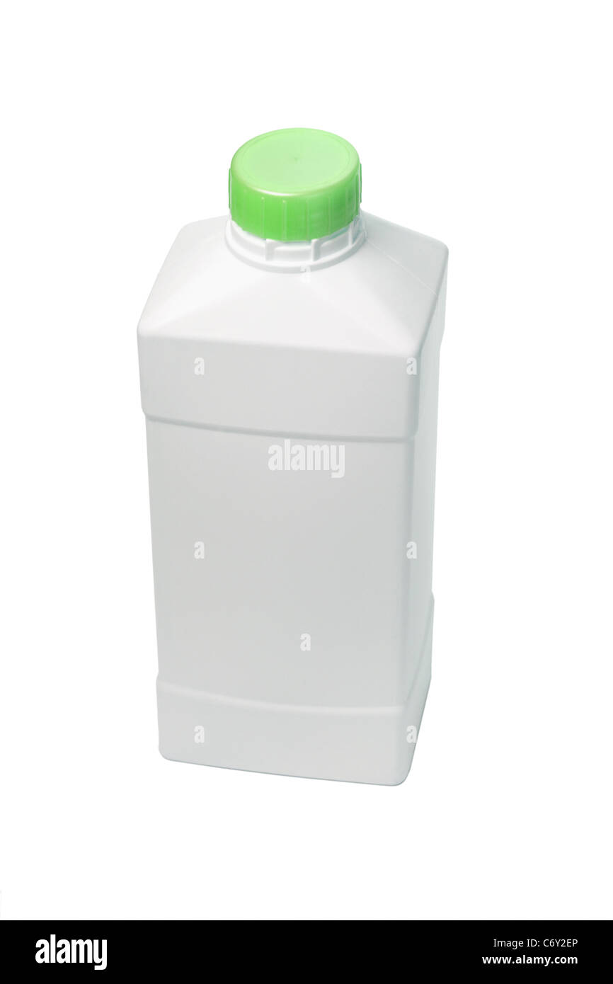 Récipient en plastique à bouchon vert pour les produits de nettoyage ménagers sur fond blanc Banque D'Images