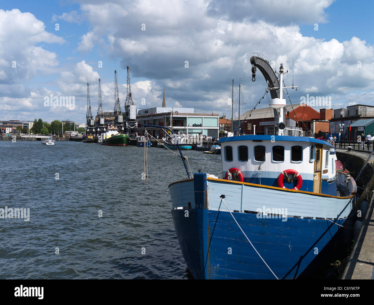 BRISTOL Bristol dh quais Port de Bristol Harbourside britannique de quayside boat dock harbour angleterre Banque D'Images