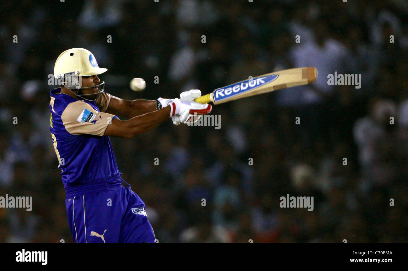 Yusuf Pathan l'Indian Premier League (3 match de cricket Twenty20 entre Rajasthan Royals et Kings XI Punjab tenue au Punjab Banque D'Images