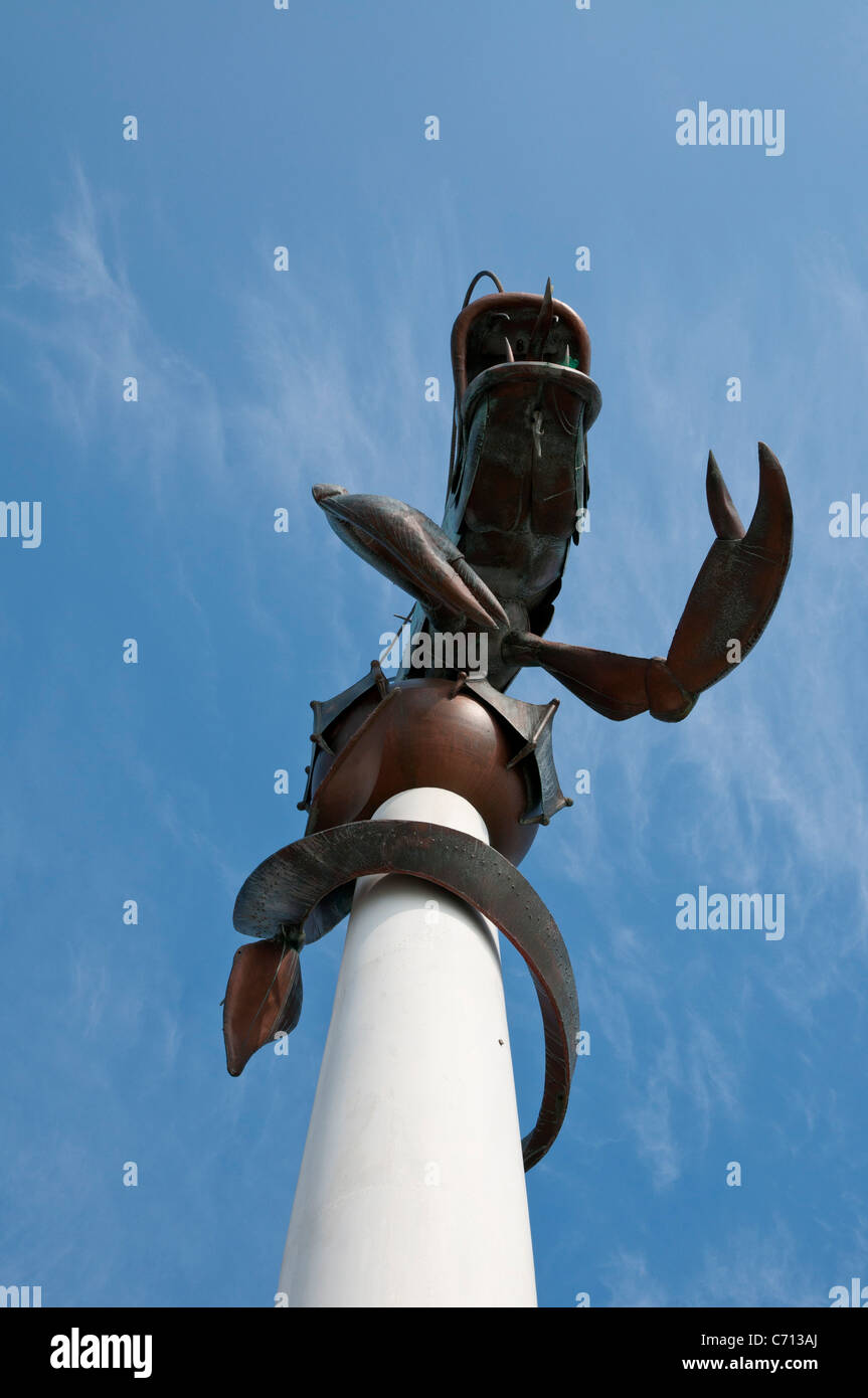 Sculpture de crevettes géantes à l'ouest de Sutton Harbour au Barbican, Plymouth, Devon, UK Banque D'Images