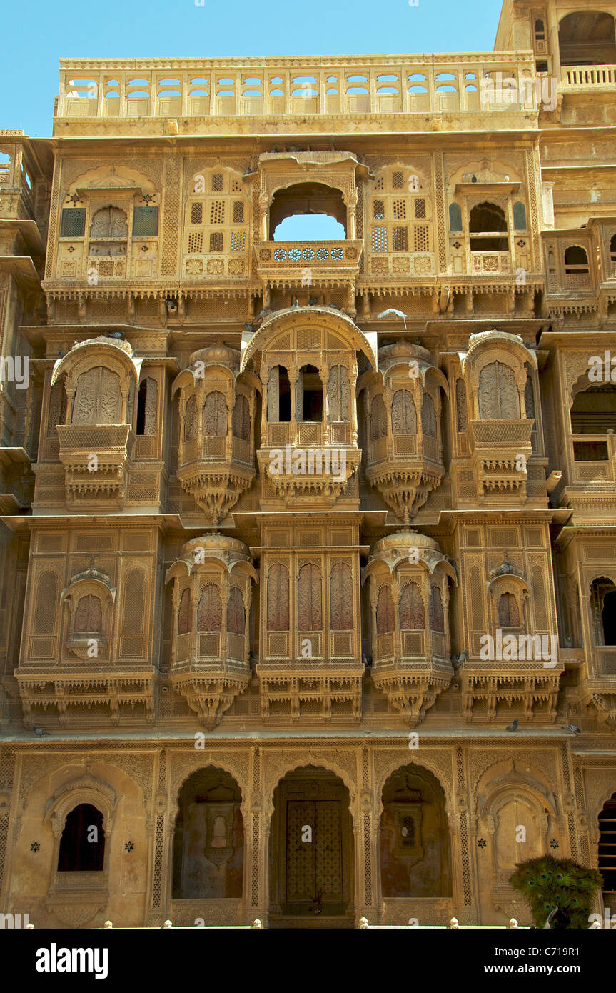 Belle façade Patwa-ki-Haveli Jaisalmer ouest du Rajasthan Inde Banque D'Images