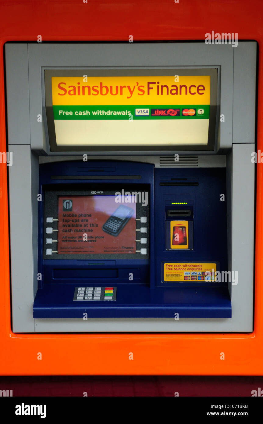 Finances Sainsbury, distributeur automatique de billets, Cambridge, England, UK Banque D'Images