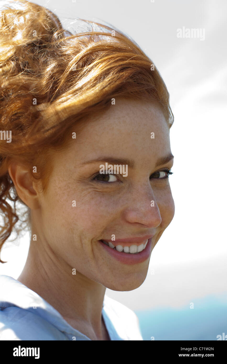 Redheaded woman, portrait Banque D'Images