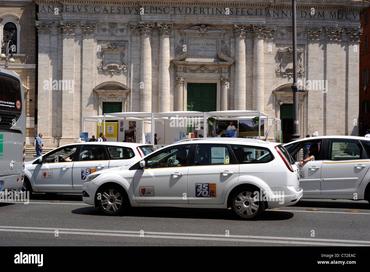 Italie, Rome, centre historique, taxi Banque D'Images