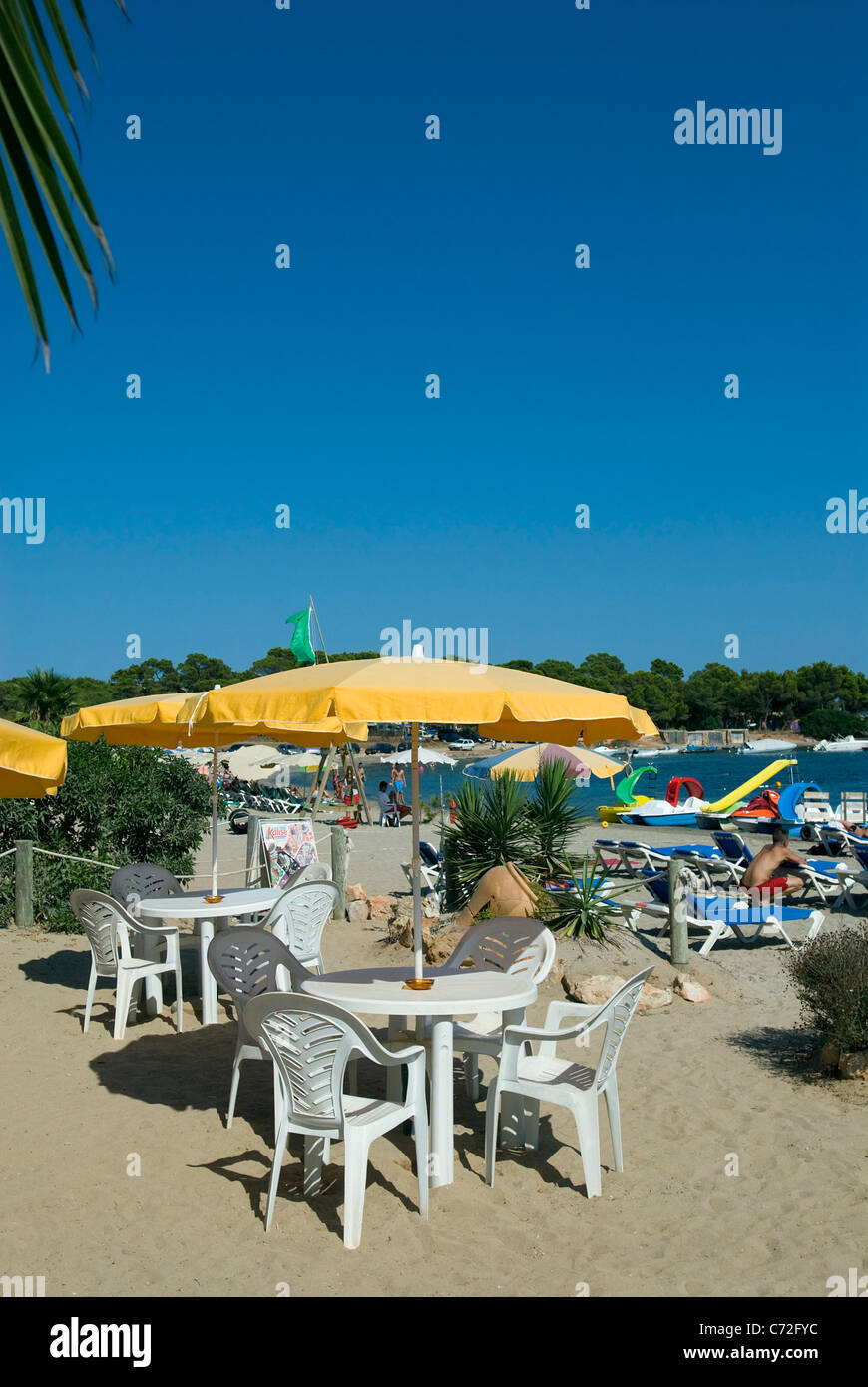 Beach Cafe à S'Argamassa, Ibiza, Baléares, Espagne Banque D'Images