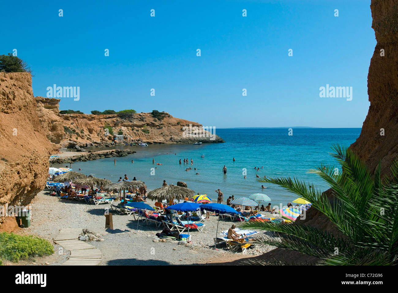 Plage de Sa Caleta, Ibiza, Baléares, Espagne Banque D'Images