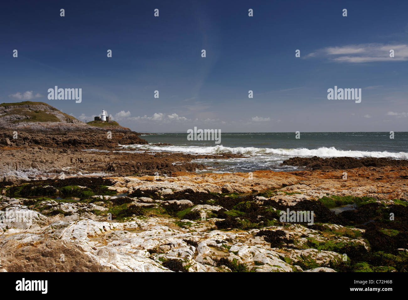 Bracelet de Phare Mumbles Bay, Gower, Pays de Galles, Royaume-Uni Banque D'Images